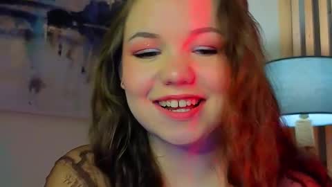 Snapshot of emilyart_ chatting on 12/05/24, 09:06 artist Emily online show from 12/05/24, 09:06