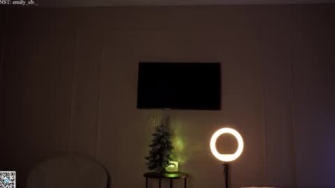 emilybatee online show from 02/09/25, 05:54