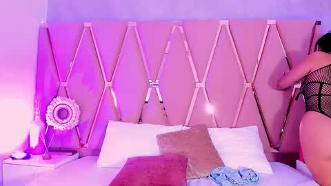 Emily online show from 02/01/26, 12:20