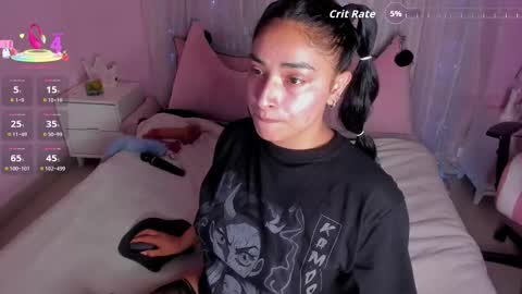 Snapshot of emilybta chatting on 09/30/25, 08:36 EMILY online show from 09/30/25, 08:36