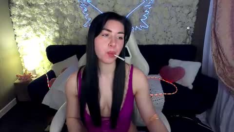 Emy online show from 03/19/26, 07:34