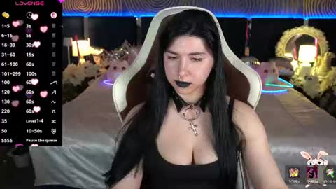 Snapshot of emilycandys chatting on 06/16/26, 06:49 Emy online show from 06/16/26, 06:49