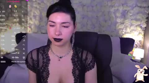 Snapshot of emilycandys chatting on 06/19/26, 06:18 Emy online show from 06/19/26, 06:18