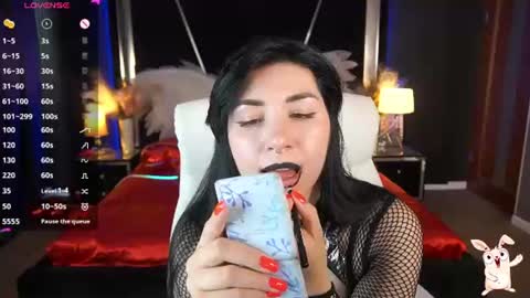 Snapshot of emilycandys chatting on 06/20/26, 06:49 Emy online show from 06/20/26, 06:49