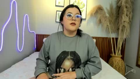 Emily online show from 05/26/26, 03:46