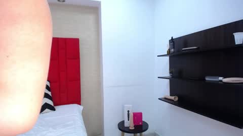 EMILY  online show from 03/31/26, 08:53