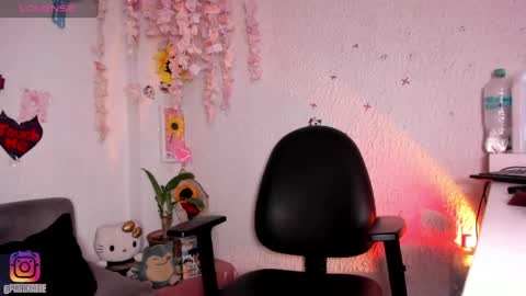 Emily online show from 04/28/26, 06:40