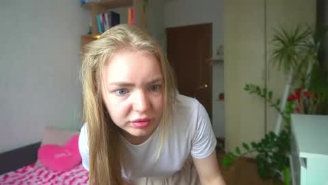 Emilyemmi online show from 07/18/26, 07:34