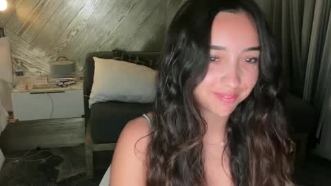 Snapshot of emilyfawn chatting on 09/28/25, 03:12 emilyfawn online show from 09/28/25, 03:12