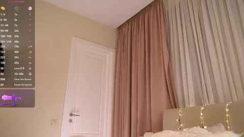 Snapshot of emilyfinne chatting on 04/16/26, 09:39 Emily Lovense is activeThere are legends that in this room all your wishes can come true Private is Open online show from 04/16/26, 09:39