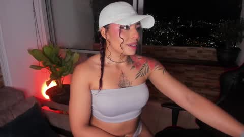 emily online show from 01/10/25, 03:50