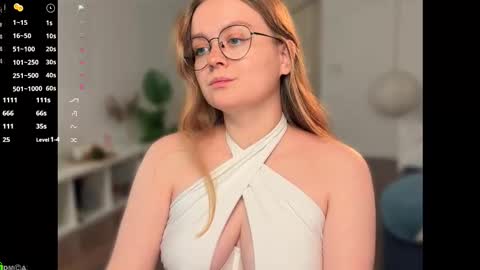 Snapshot of emilyforelsket chatting on 11/29/25, 12:08 Emily online show from 11/29/25, 12:08