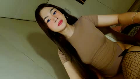 ariane online show from 11/12/25, 10:04