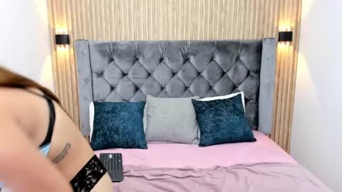 emilygracce online show from 06/19/26, 12:42
