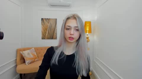 Emily online show from 02/03/26, 07:19