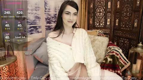 Snapshot of emilygrey_ chatting on 12/29/24, 02:06 emilygrey_ online show from 12/29/24, 02:06