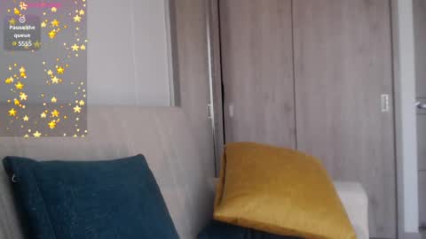 Emily online show from 12/10/24, 03:22