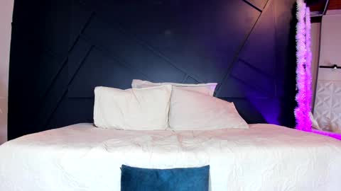 Emily online show from 01/16/25, 10:53