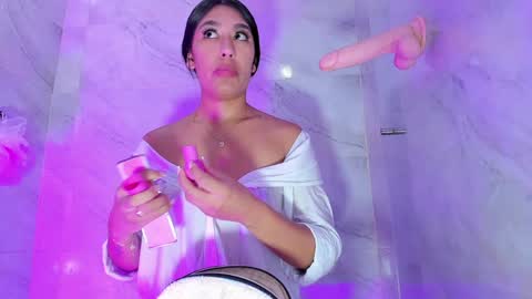 Emily online show from 01/25/25, 02:03