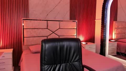 Emily Hendrix online show from 01/15/26, 02:43