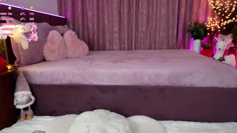 Emily  online show from 12/20/25, 06:15