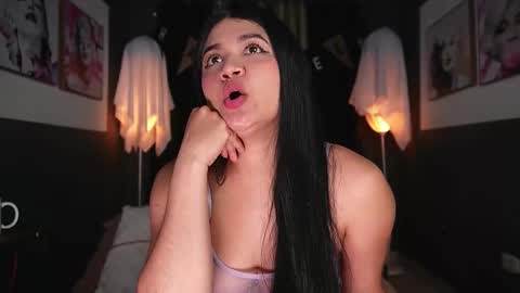 Emily Jhonson online show from 11/02/25, 01:35