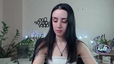 Snapshot of emilylayer chatting on 02/17/25, 03:36 Emyli online show from 02/17/25, 03:36