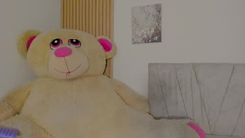 EMI online show from 04/11/26, 11:31