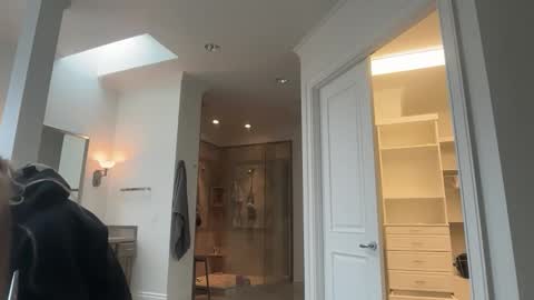 emilyparkerrr online show from 02/20/26, 08:09