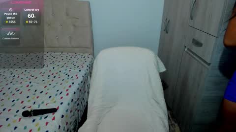 Snapshot of emilypink_1 chatting on 12/03/25, 01:42 Emily online show from 12/03/25, 01:42