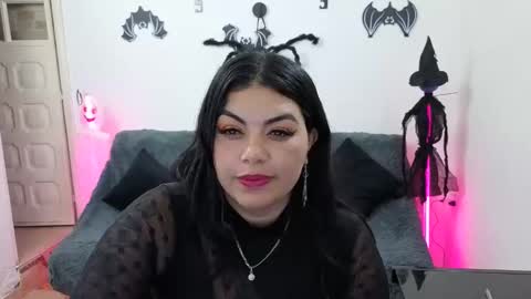 emily  friends online show from 10/16/25, 08:43