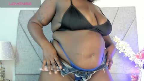 Snapshot of emilyrojas chatting on 01/22/25, 06:10 emilyrojas online show from 01/22/25, 06:10