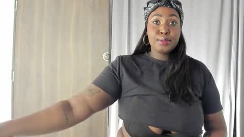 Snapshot of emilyrojas chatting on 02/27/25, 12:34 emilyrojas online show from 02/27/25, 12:34