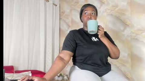 Snapshot of emilyrojas chatting on 11/18/25, 11:03 emilyrojas online show from 11/18/25, 11:03