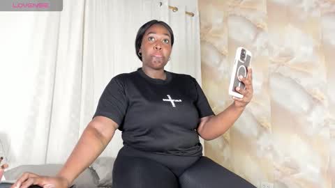 Snapshot of emilyrojas chatting on 11/22/25, 11:20 emilyrojas online show from 11/22/25, 11:20