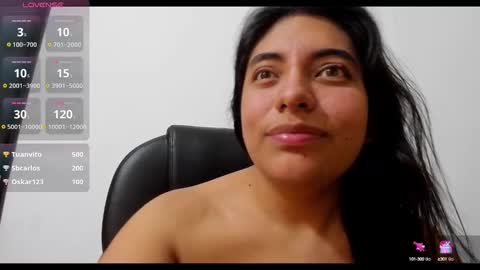 Snapshot of emilysex_118 chatting on 09/27/25, 01:32 Emily online show from 09/27/25, 01:32