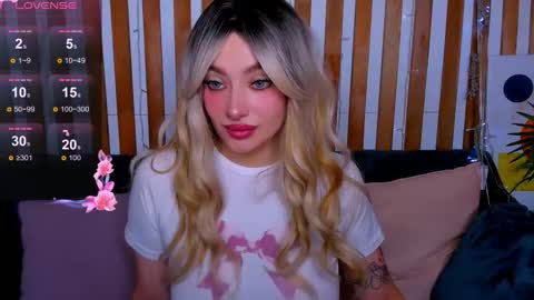 Emily online show from 02/26/26, 01:04