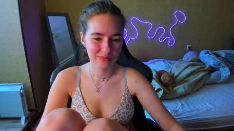Emily online show from 05/06/26, 10:09