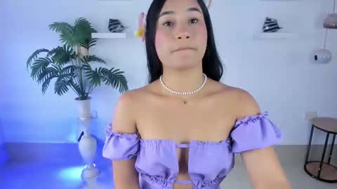 emilyy_kim online show from 01/14/26, 06:46