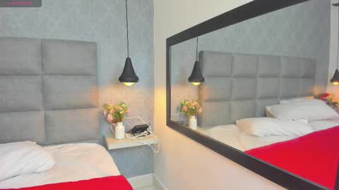 emilyy_r online show from 01/06/26, 06:44