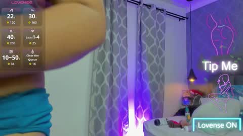 emilyy_r online show from 02/21/26, 06:53