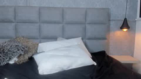 emilyy_r online show from 03/27/26, 07:13