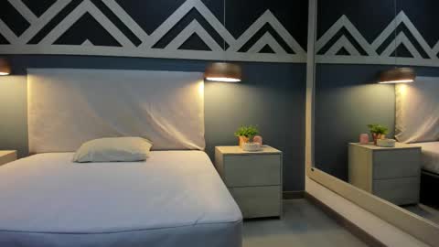 Emily  online show from 11/21/25, 11:20