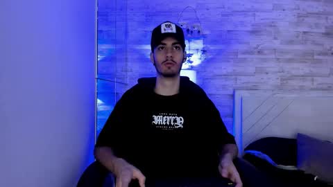 Snapshot of emir_ozan chatting on 12/20/25, 11:28 emir_ozan online show from 12/20/25, 11:28