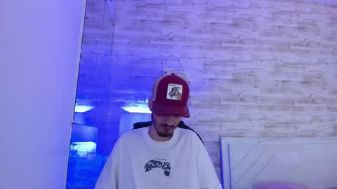 Snapshot of emir_ozan chatting on 01/10/26, 11:34 emir_ozan online show from 01/10/26, 11:34