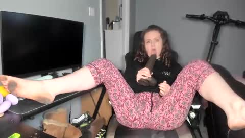 emliyjamesmjb online show from 02/25/25, 11:44