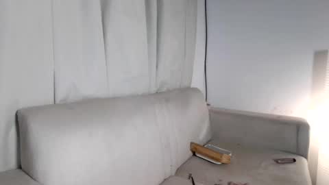 Snapshot of emma______1996 chatting on 07/18/26, 10:08 emma______1996 online show from 07/18/26, 10:08