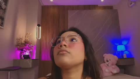 emma__rose1 online show from 04/14/26, 03:01