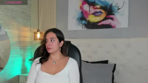 Snapshot of emma__smith01 chatting on 03/02/25, 01:27 Emma online show from 03/02/25, 01:27