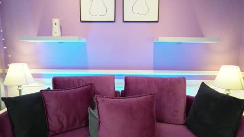 Snapshot of emma__walkerr_ chatting on 02/21/25, 11:32 emma__walkerr_ online show from 02/21/25, 11:32